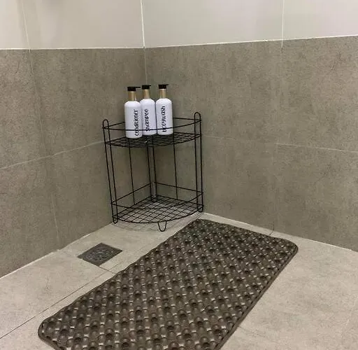 Milia W/ Free Use Of Swimming Pool & Gym Apartment *