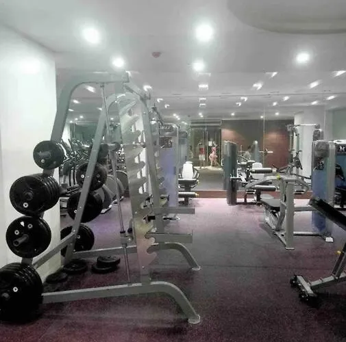 Milia W/ Free Use Of Swimming Pool & Gym Manila
